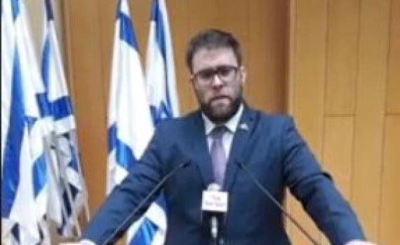 חזן נאם, מאבטחי הכנסת דרשו שיסיים. צפו