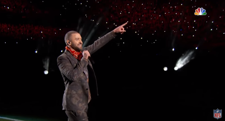 במקום טימברלייק: הזמר החסידי שכיכב בסופרבול