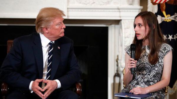 טראמפ מגיב לטבח ומציע: "ניתן נשק למורים"