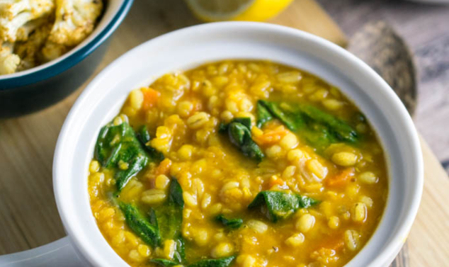 התגעגענו: מתכון למרק גריסים שיחזיר את החורף