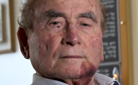 צפו: ניצול השואה שעורר את זעמם של הפולנים