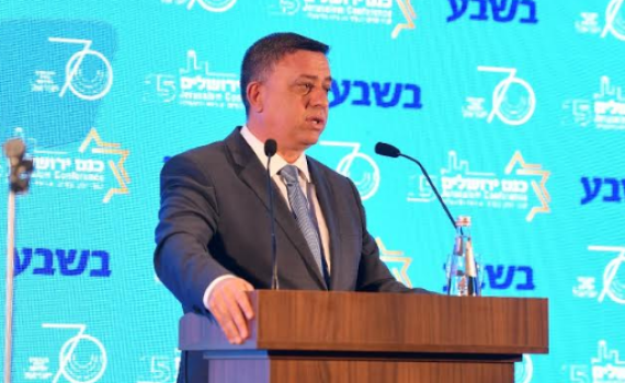 "הרבנים החרד"לים מפלגים, קיצוניים מסיתים ומדירים"