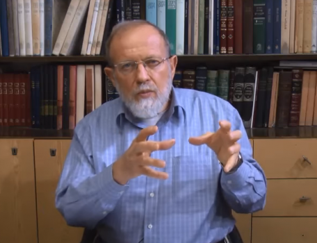 "לא נגמגם ולא נתנצל, עוינים את מוסדותינו"