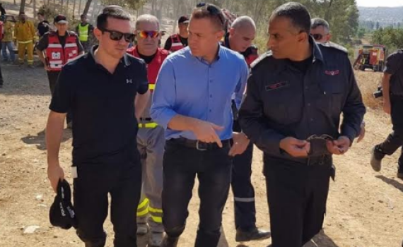 ברנז'ה: היועץ הסרוג עוזב את גלעד ארדן