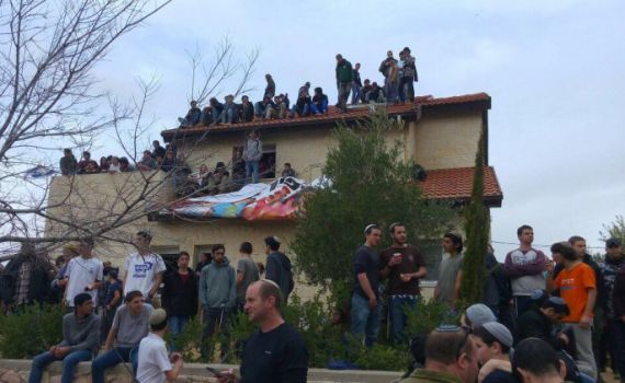 הפינוי בעפרה: שמונה כתבי אישום נגד מפגינים