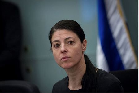 מיכאלי לסרוגים: "הרב קרים הופך את הצבא לדתי"