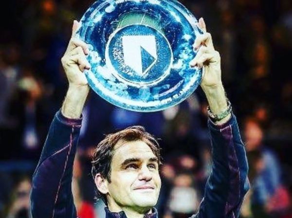 ברוך שובך: פדרר עם התואר והמקום הראשון בעולם