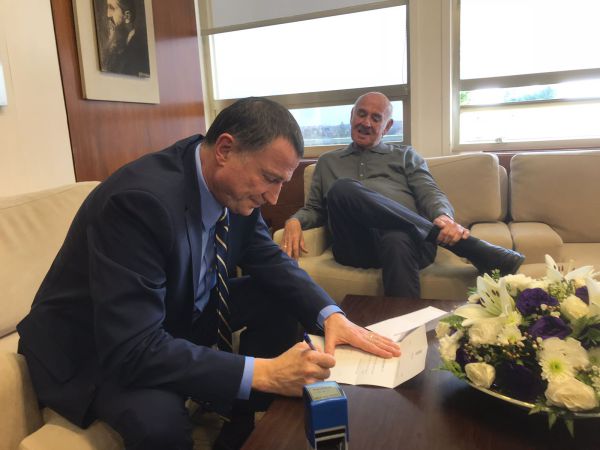 חבר הכנסת יעקב פרי מ'יש עתיד' התפטר מהכנסת