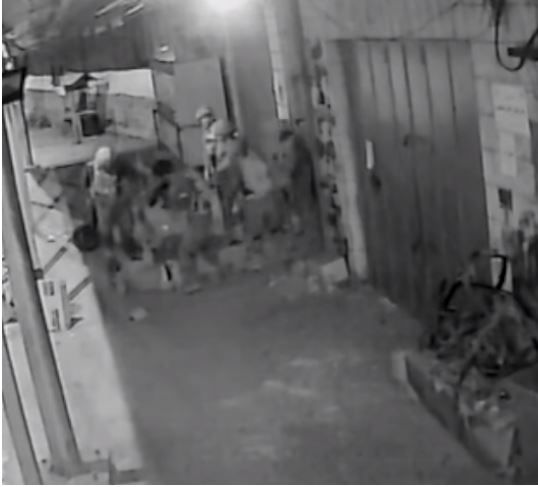 תיעוד: האם זו פרשת עזריה 2?