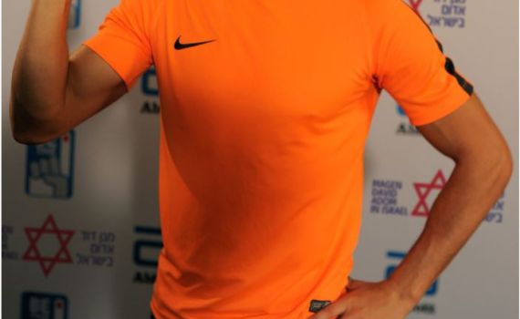 מזהים את הפרזנטור החדש של מד"א? צפו