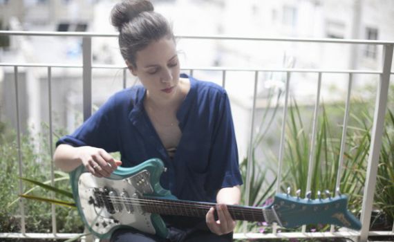 רונה קינן מופיעה ב'גולה'