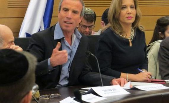 "נשבור את מונופול הרבנות"; "סכנה גדולה"