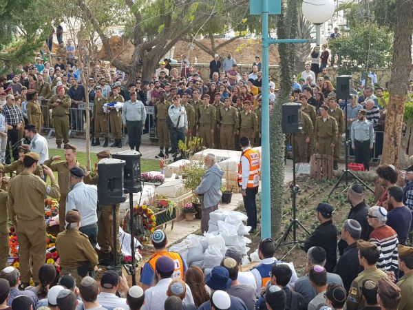 שילה הובא למנוחות: "הכל בגדלות,באזרחות וגם בצבא"