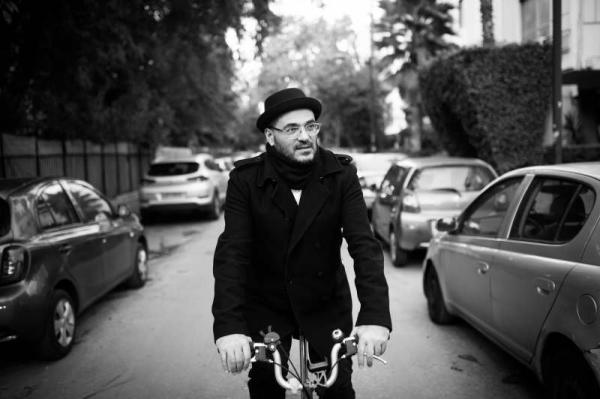 "פדני": סולן להקת המדרגות שר לזכר אביו•צפו