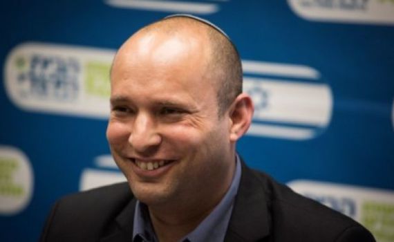 בנט התחפש לWaze- והרשת צהלה ושמחה