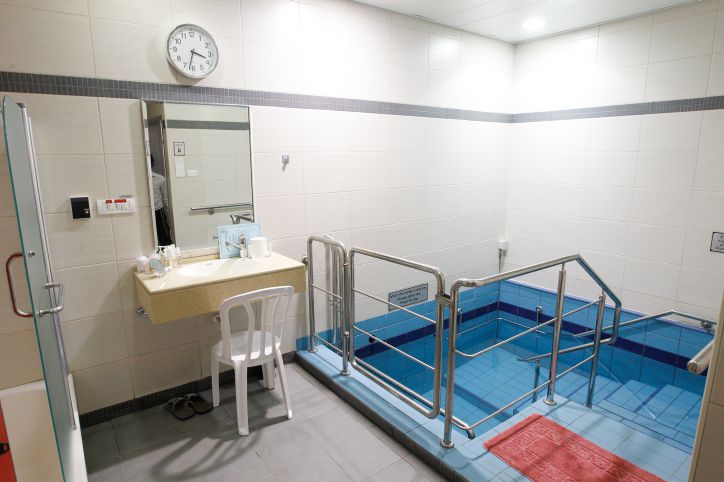 עשרות נשים ללא מקווה טהרה: תרמו להן מחצית השקל