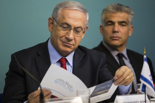 כמה מנדטים קיבל לפיד בסקר פנימי של הליכוד?