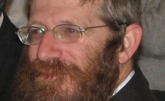 הרב צבי קוסטינר: "צבא יהודי זה צבא בלי בנות"