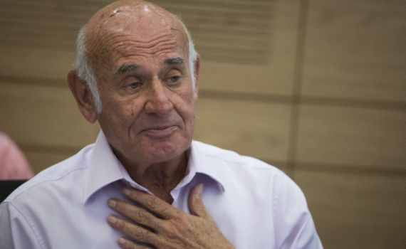 מביך: למה יעקב פרי באמת התפטר מהכנסת?