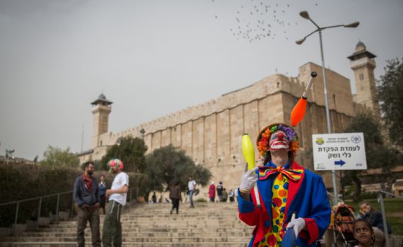 "תהלוכת העדלאידע משפילה את הערבים"