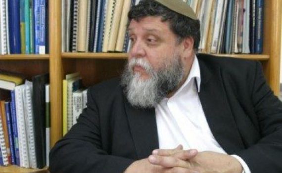 "אנחנו רגילים להיות שק החבטות של הרבנות"