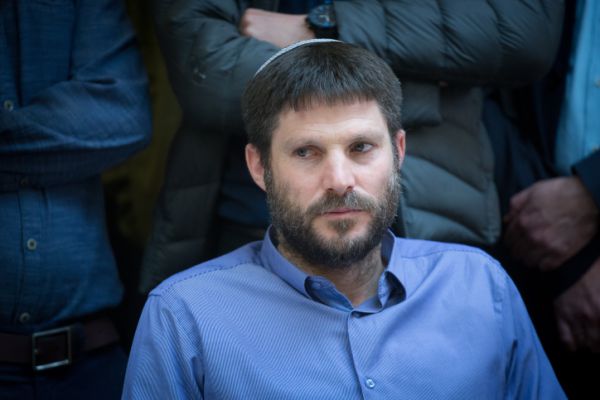 "שאצטייד בדלק?": עימות קשה בין סמוטריץ' לגלאון