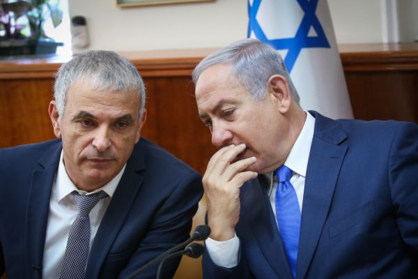 "ער לרחשים מימין ומשמאל; לא אפרוש מהממשלה"