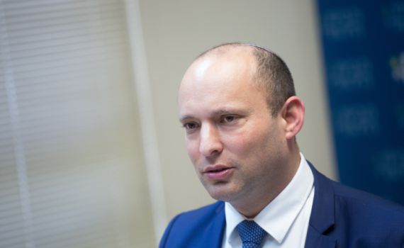 בנט: "עניינים ערכיים הם לשיקול הבוחר"