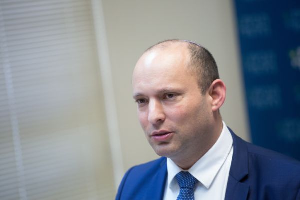 בנט: "עניינים ערכיים הם לשיקול הבוחר"