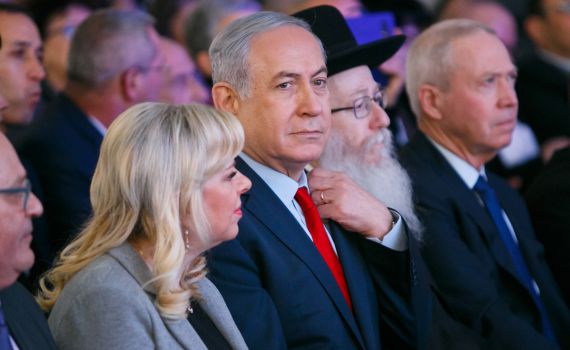 בתיק 4000 נתניהו לא אשם, הוא הקרבן