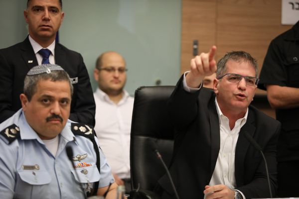 הכנסת תקים וועדת חקירה על סיכול מינויו של גל הירש