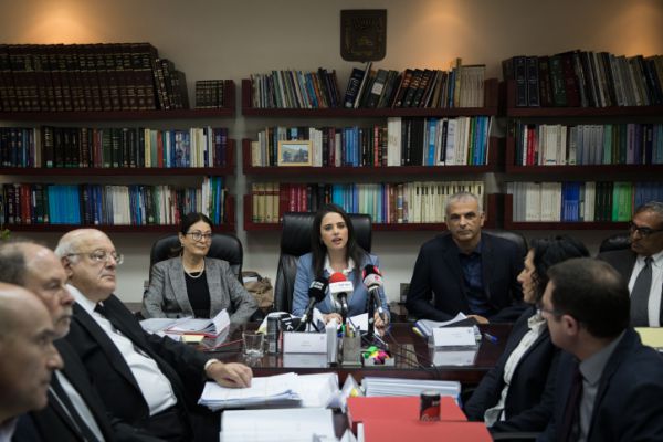 נבחרו שני שופטים חדשים לבית המשפט העליון