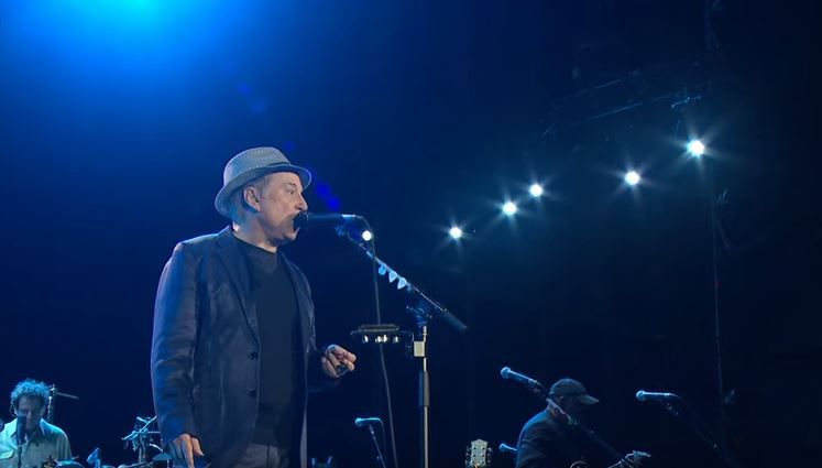 הכוכב היהודי מודיע על פרישה מהבמות לטובת חסד