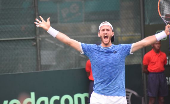 עידן לשם כל הדרך לטופ: נסיך הטניס בראיון