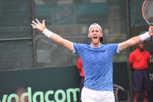 עידן לשם כל הדרך לטופ: נסיך הטניס בראיון