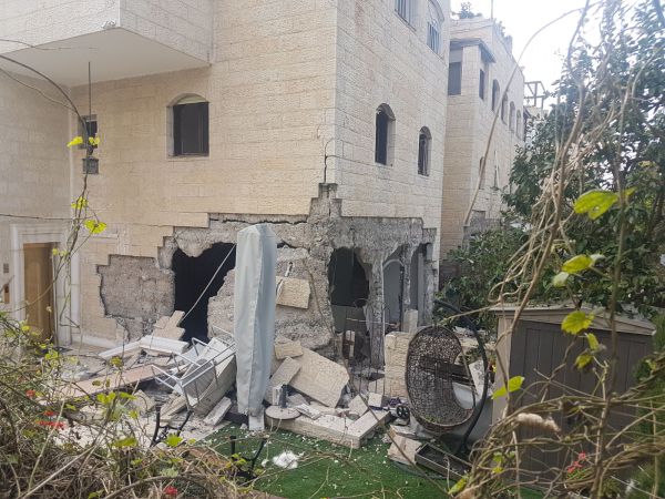 הרוג בפיצוץ בלון גז בירושלים. החניון קרס