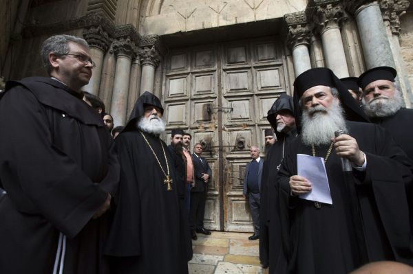 נתניהו קובר את תשלום הארנונה של הכנסיות בועדה