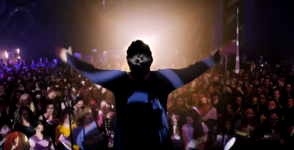 מרגש: כש2,000 נשים התאחדו לשיר אחד •צפו