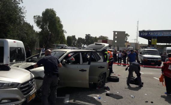 פיגוע דריסה ליד תחנת הרכבת בעכו; המחבל נורה