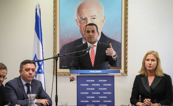 האופוזיציה דורשת תשובות: 'מגן צפוני' או 'מגן נתניהו'?