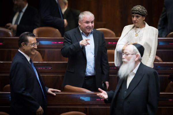 בקואליציה מאיימים: במידה "ואין תקציב- יש בחירות"