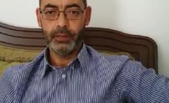 מעל קבר בנו • האב השכול במתקפה על יונתן גפן. צפו