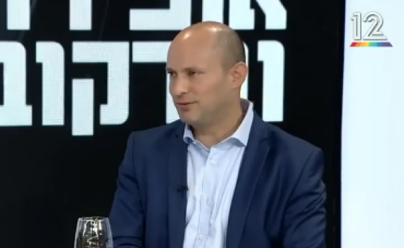 בנט בראיון חגיגי לתכנית הכי מדוברת בישראל. צפו