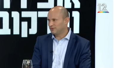 בנט בראיון חגיגי לתכנית הכי מדוברת בישראל. צפו