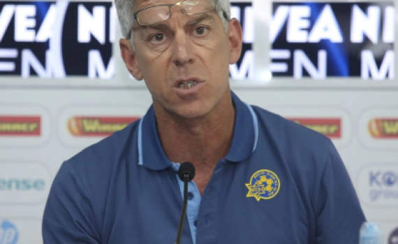 גולדהאר מטיל פצצה: קרויף יעזוב את מכבי תל אביב