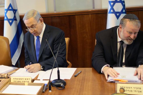 מנדלבליט במסר לארדן: 'בלי לערב את נתניהו'