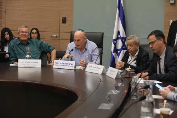 הכנסת דנה בפרשת המסרונים: מדובר במקרה חריג?