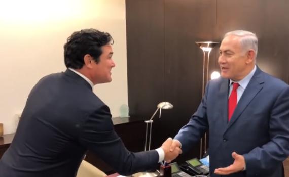 מהוליווד לכנסת: סופרמן הגיע לביקור מפתיע בישראל