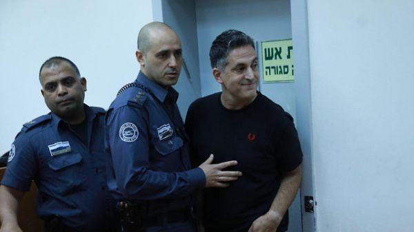 זו כוכבת הילדים שאביה נעצר בחשד להטרדה מינית