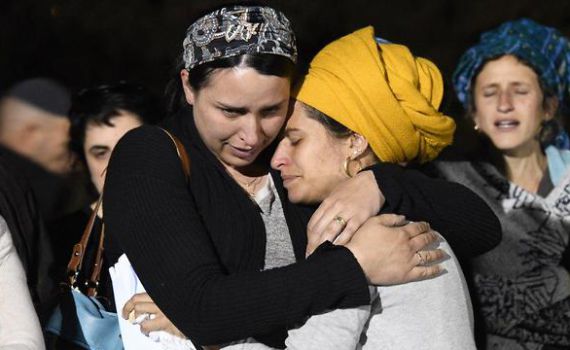 טרגדיה: המורה שנהרג לעיני בנו הובא למנוחות